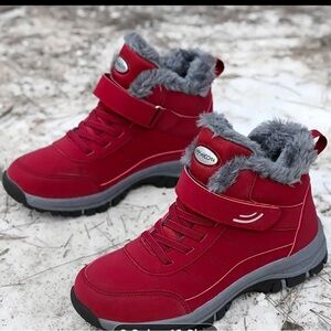 Red Winter Boots with Faux Fur Lining